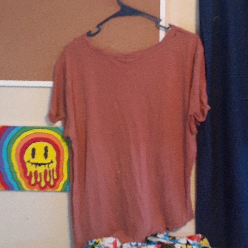 Top - Picture 2 of 2